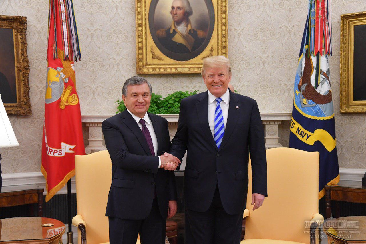 Mirziyoyev Trampni tabrikladi