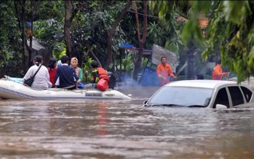 Indoneziyada 13 kishi tabbiy ofat qurboni bo‘ldi