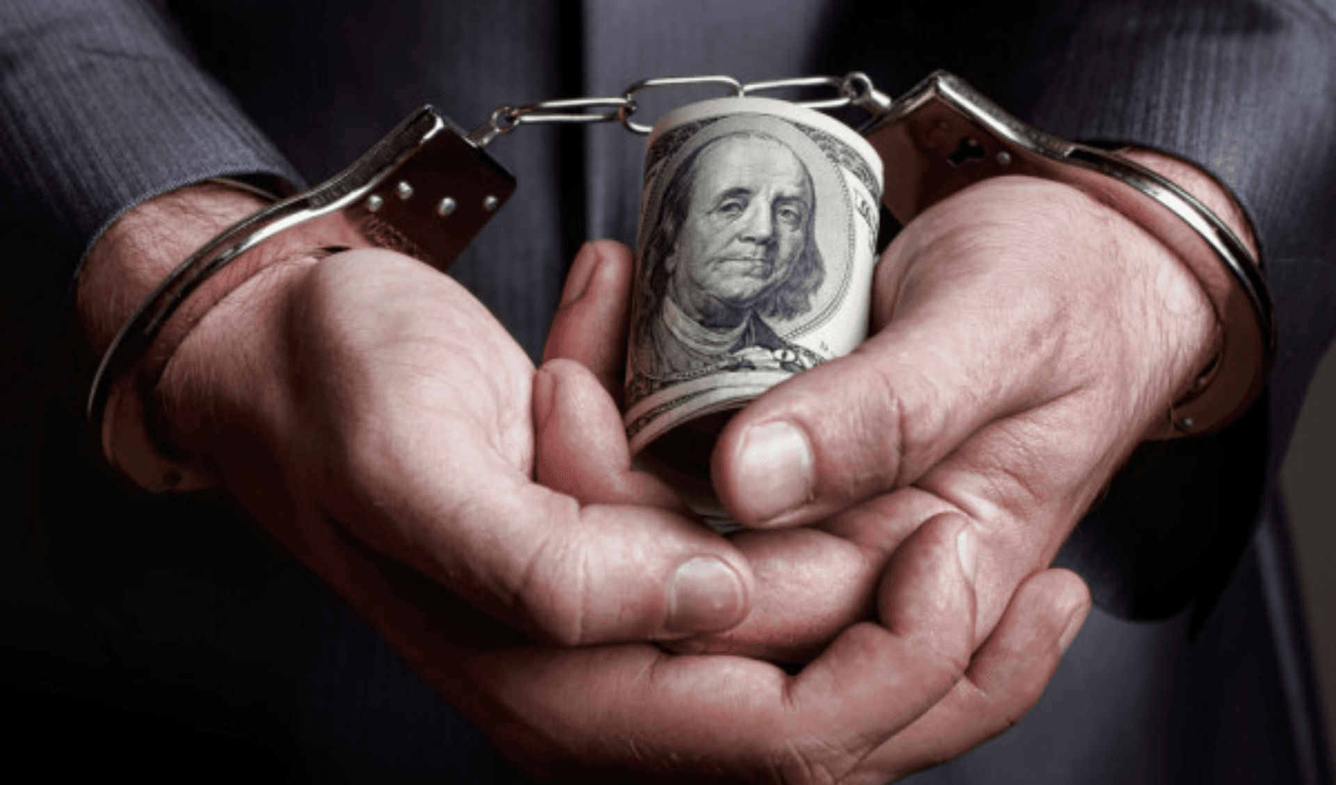 In Syrdarya, the deputy head of ETK was caught with a bribe